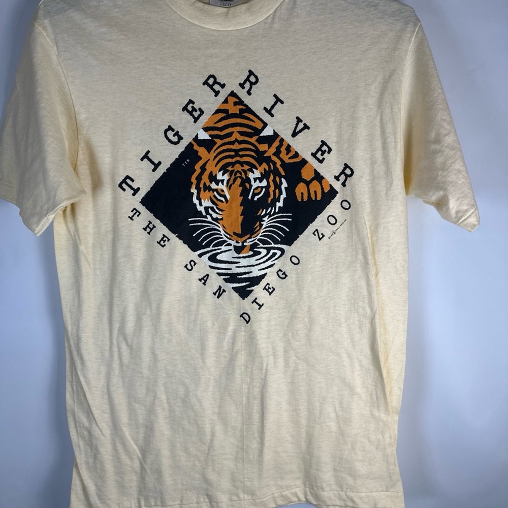 Vintage San Diego Zoo Hanes Cream Short Sleeve Tee with Tiger Graphic
